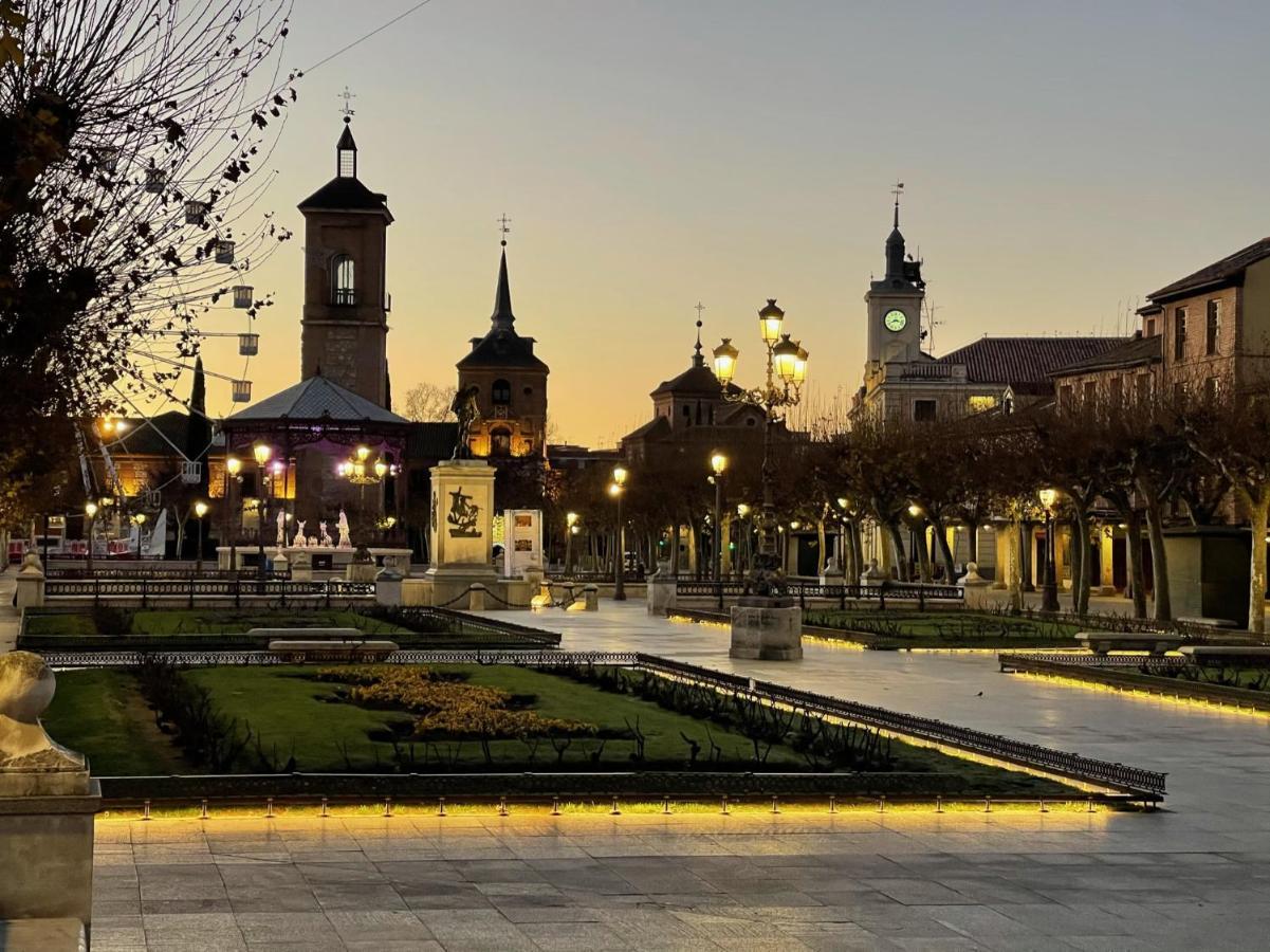 Sonar En La Plaza Cervantes 2 Alcala de Henares Ngoại thất bức ảnh