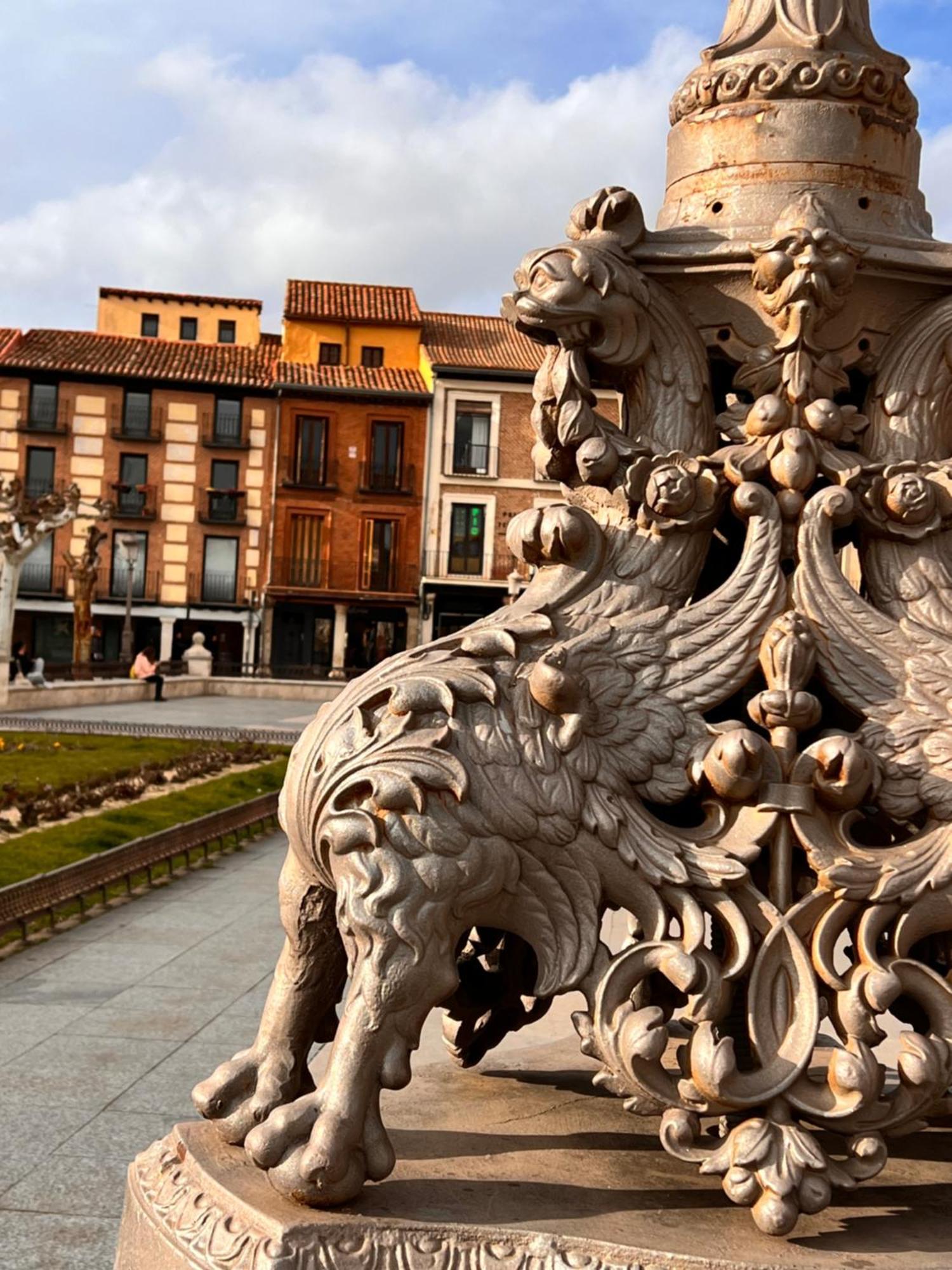 Sonar En La Plaza Cervantes 2 Alcala de Henares Ngoại thất bức ảnh